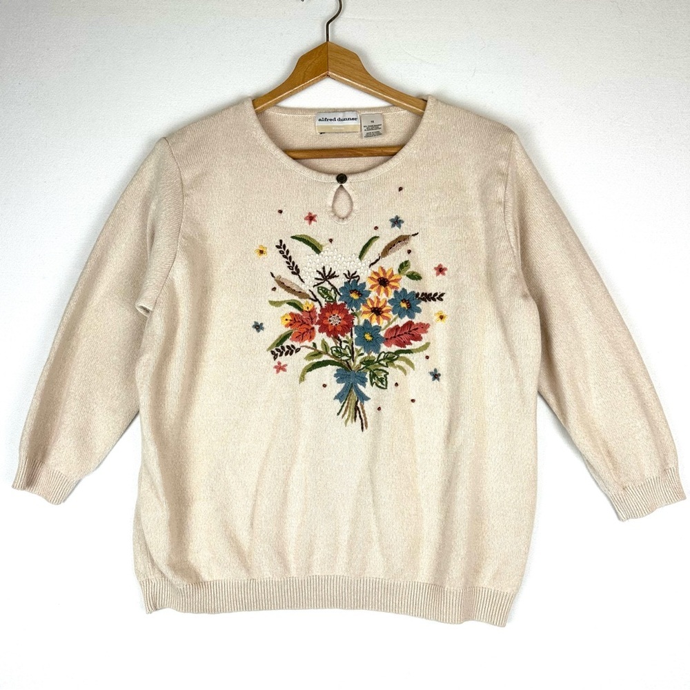 Alfred‎ Dunner Embroidered Bouquet Keyhole Crew Neck Sweater